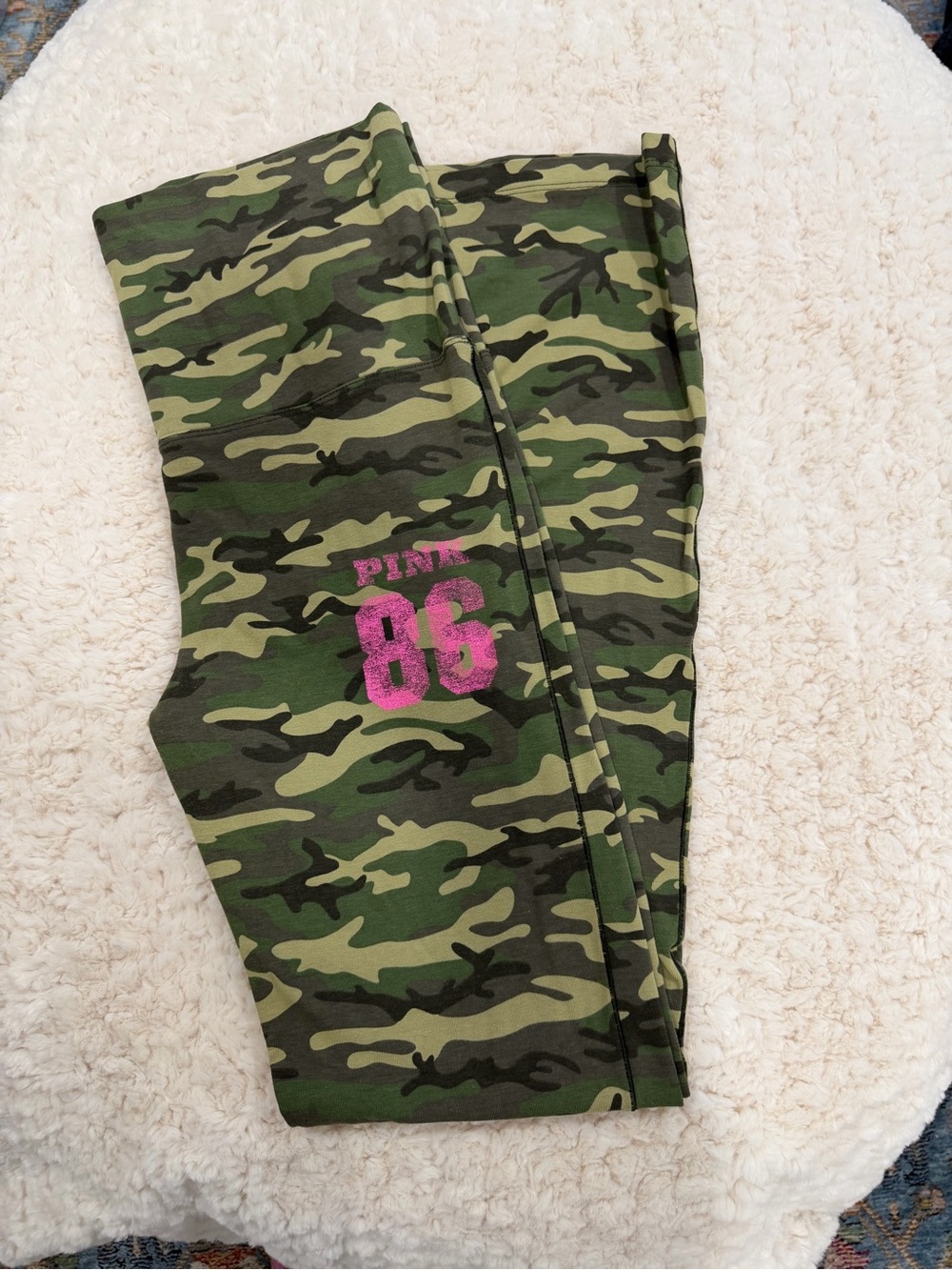 PINK Victoria's Secret Camo pants with Pink 86